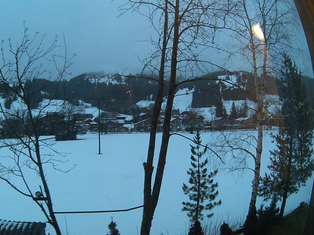 Pension Alpenblick Schattwald Exterior photo